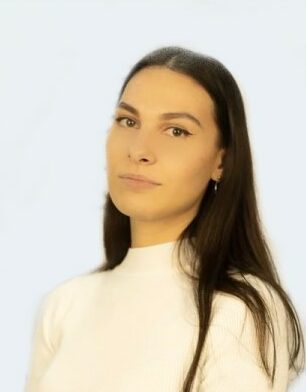 Мельникова Карина Максимовна